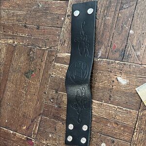 MENS Black Leather Cuff Bracelet with Embossed Design MILLER LITE, never worn